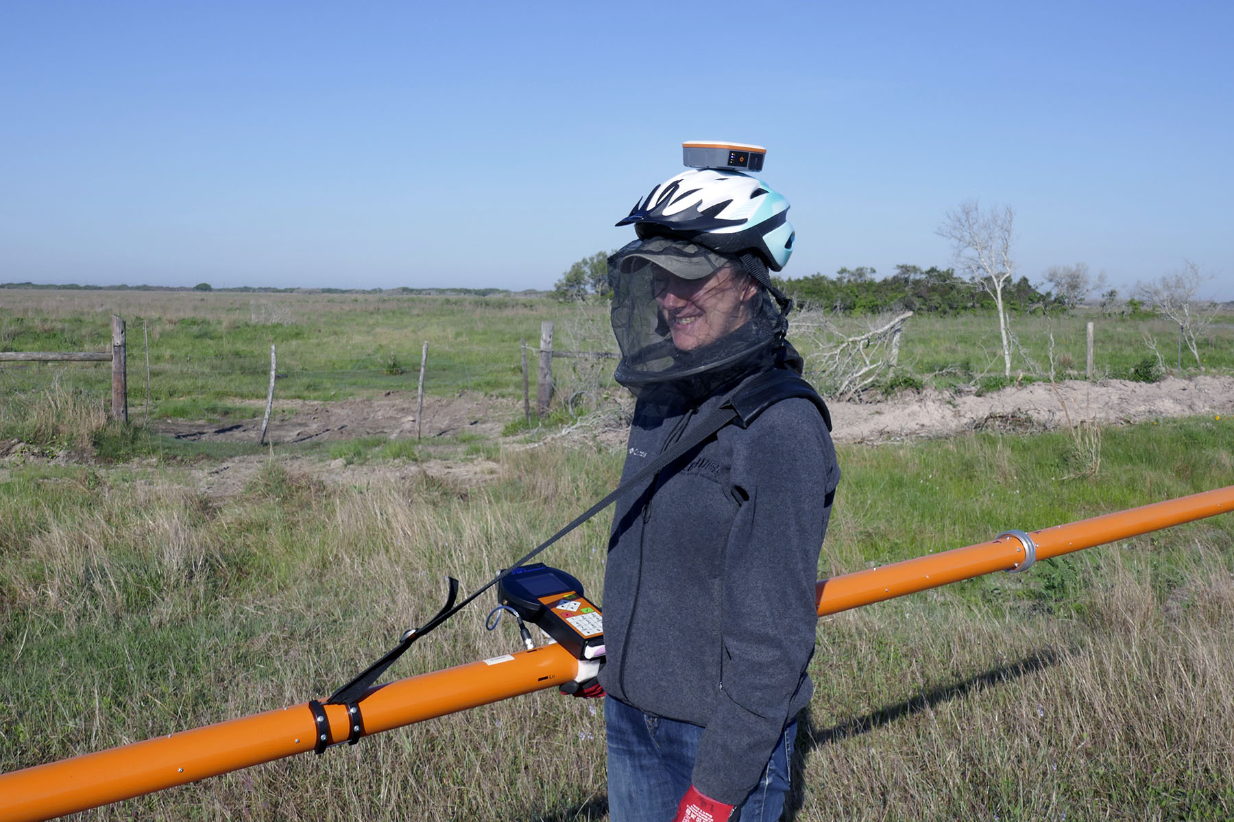 CMD Explorer with data logger and helmet-mounted GPS receiver