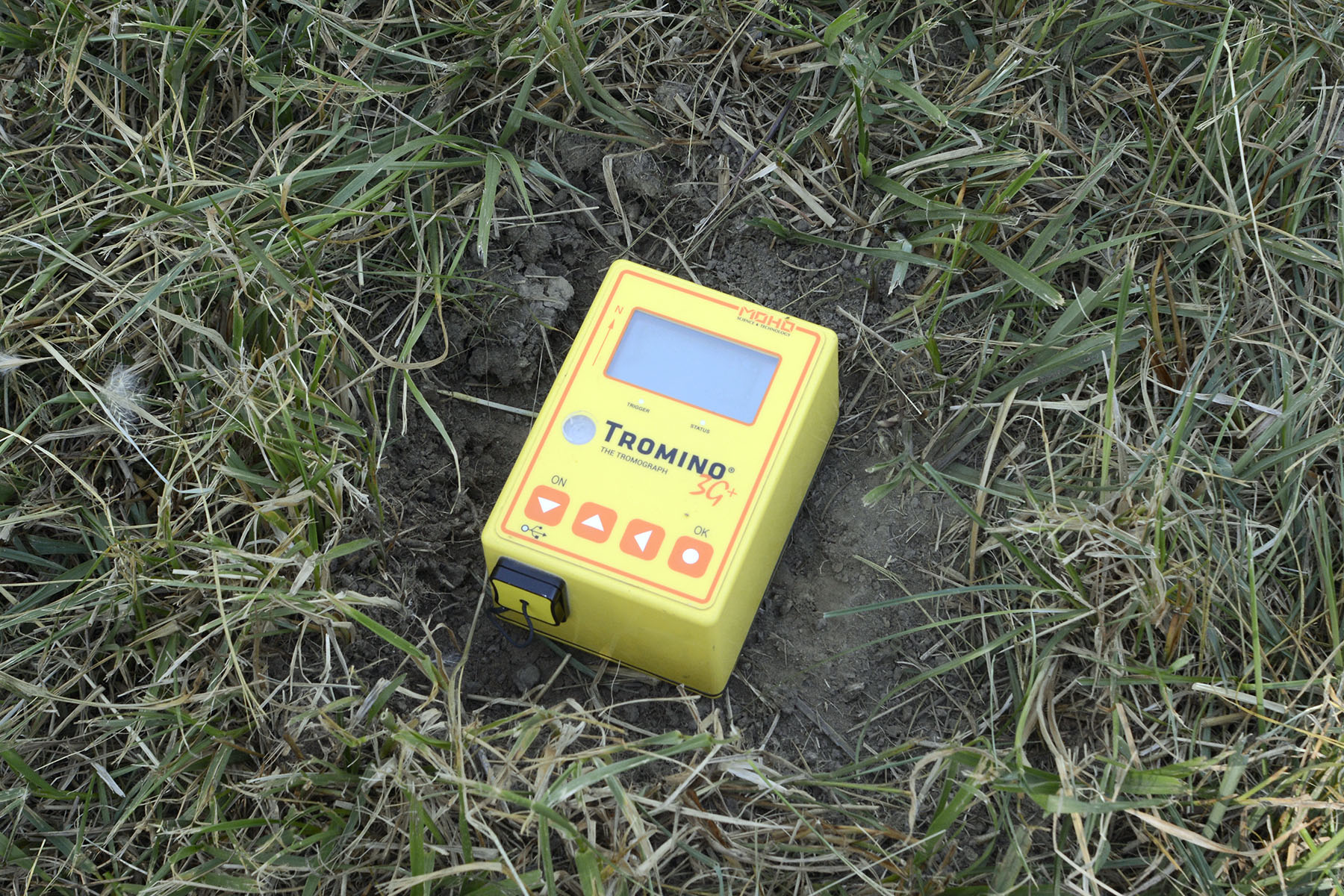 Tromino 3G passive seismic instrument